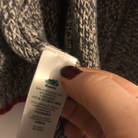 Roots Cabin Sweater - Picture 3 of 3